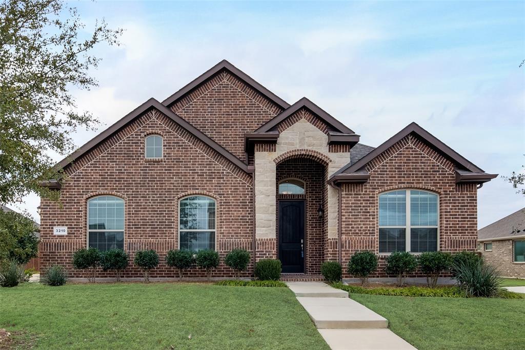 Property Photo:  3210 Rheims Drive  TX 76065 