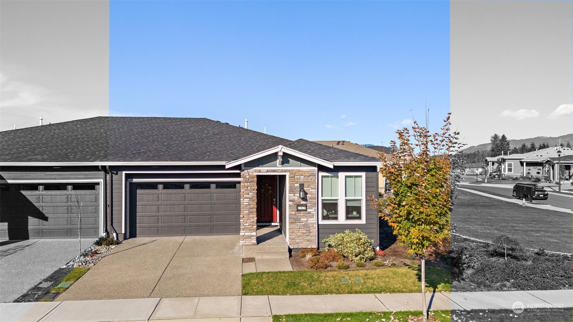 Property Photo:  22628 SE 237th Place  WA 98038 