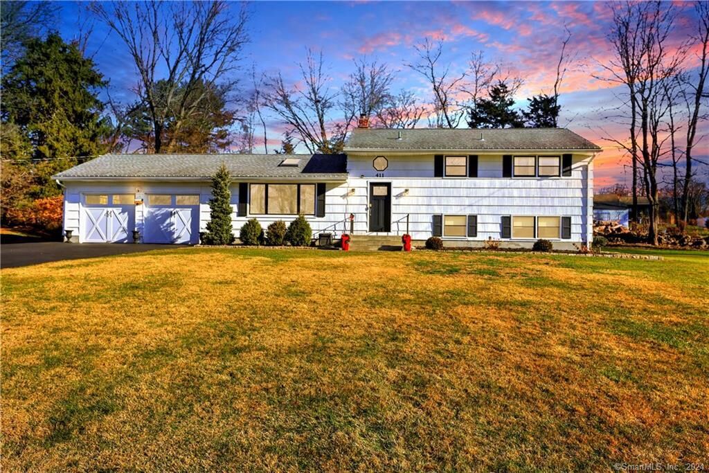 Property Photo:  411 Janet Lane  CT 06477 