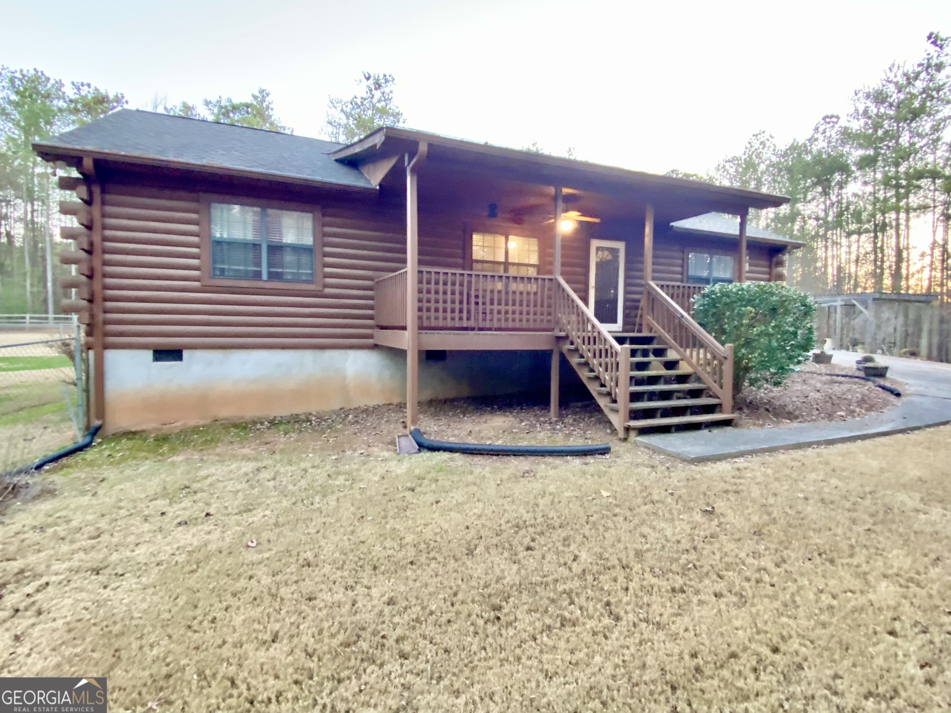 Property Photo:  8911 Daer Water Drive  GA 30187 