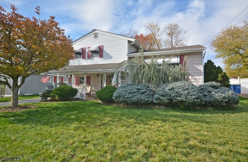 Property Photo: 105 Brentwood Rd NJ 08869