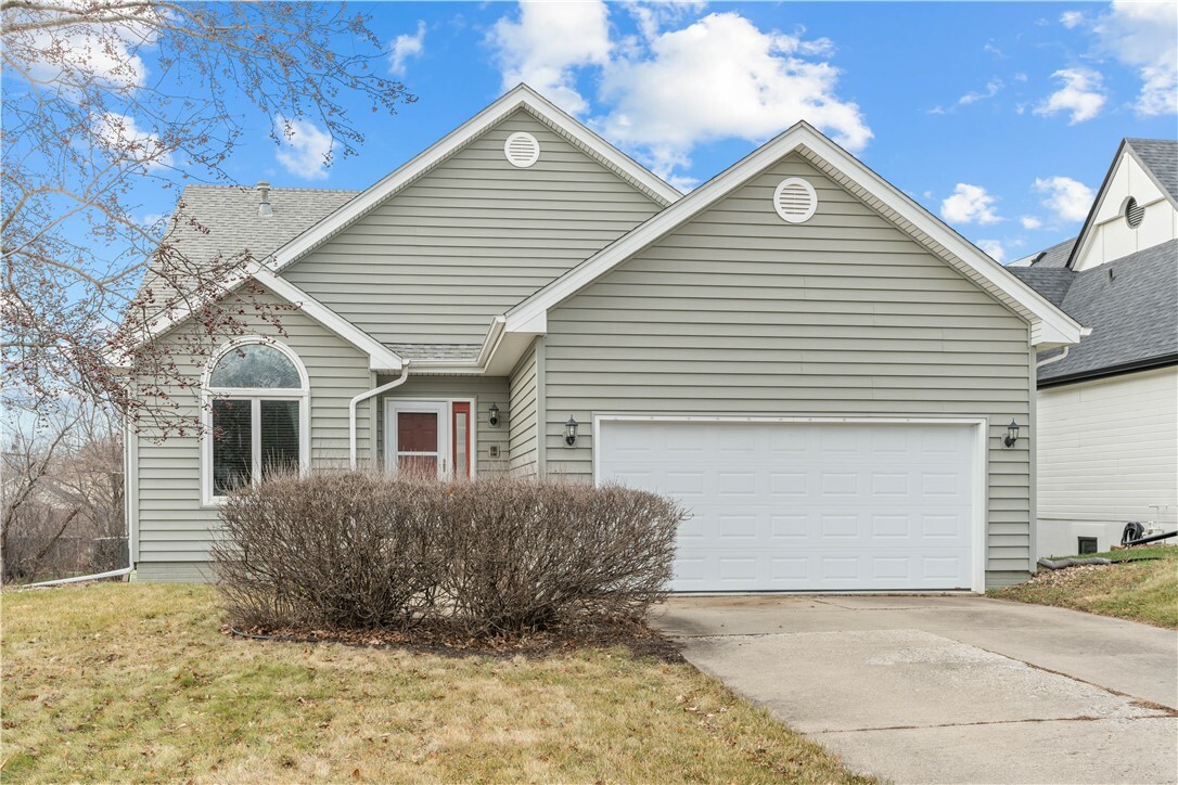 Property Photo:  813 S 26th Street  IA 50265 