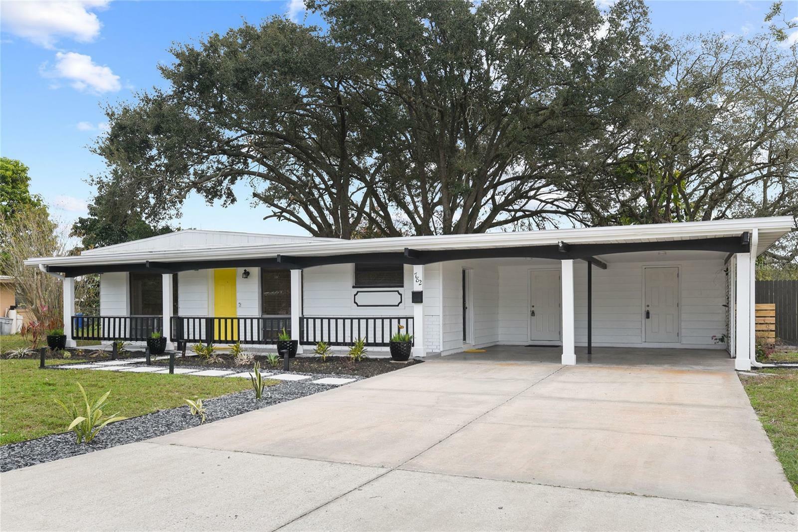 Property Photo:  782 Carnation Drive  FL 32792 