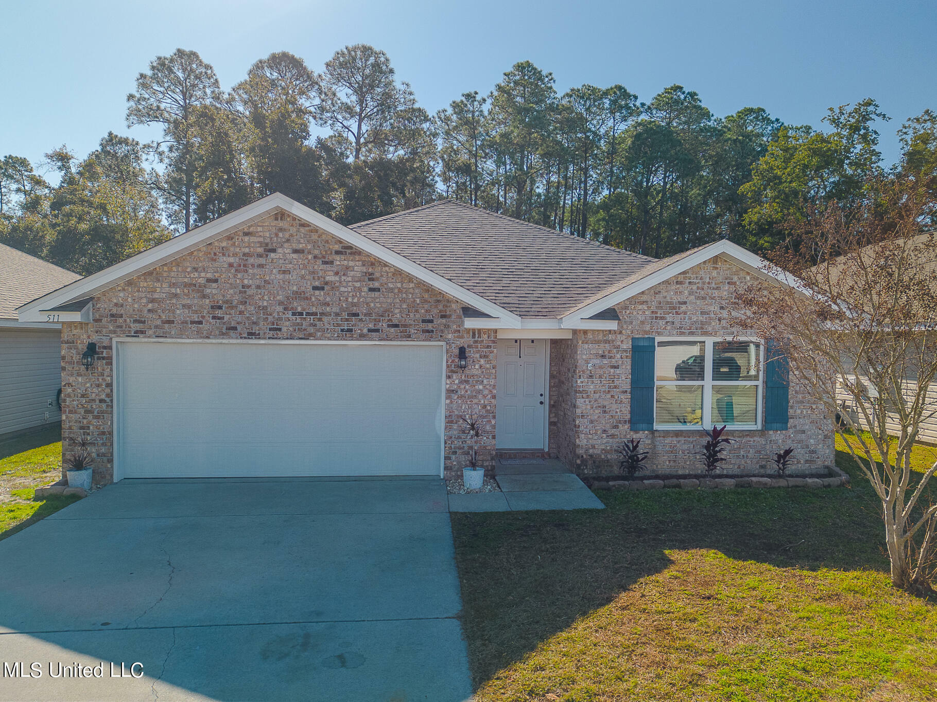 Property Photo:  511 E Marigold Drive  MS 39560 