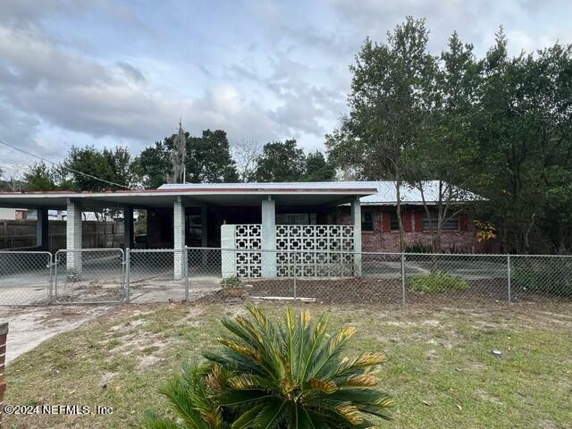 Property Photo:  1601 High Street  FL 32177 