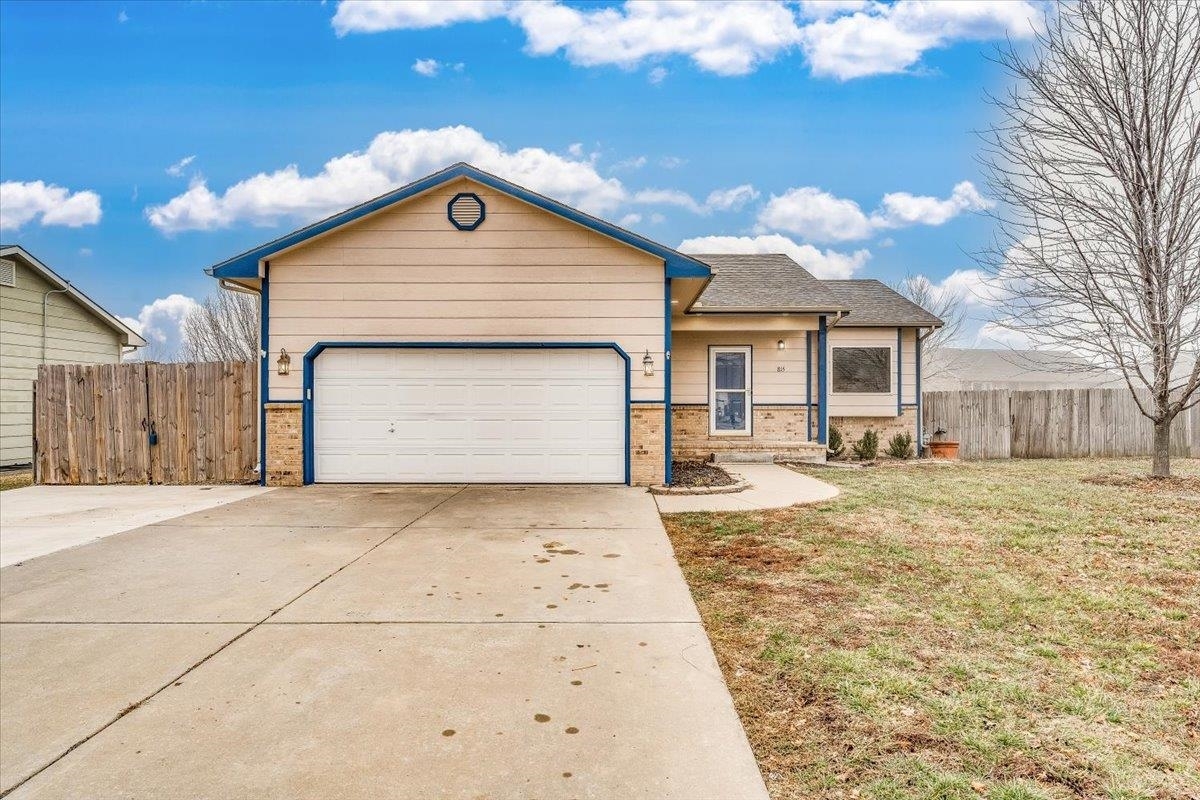 815 W Longview Ct  Valley Center KS 67147 photo