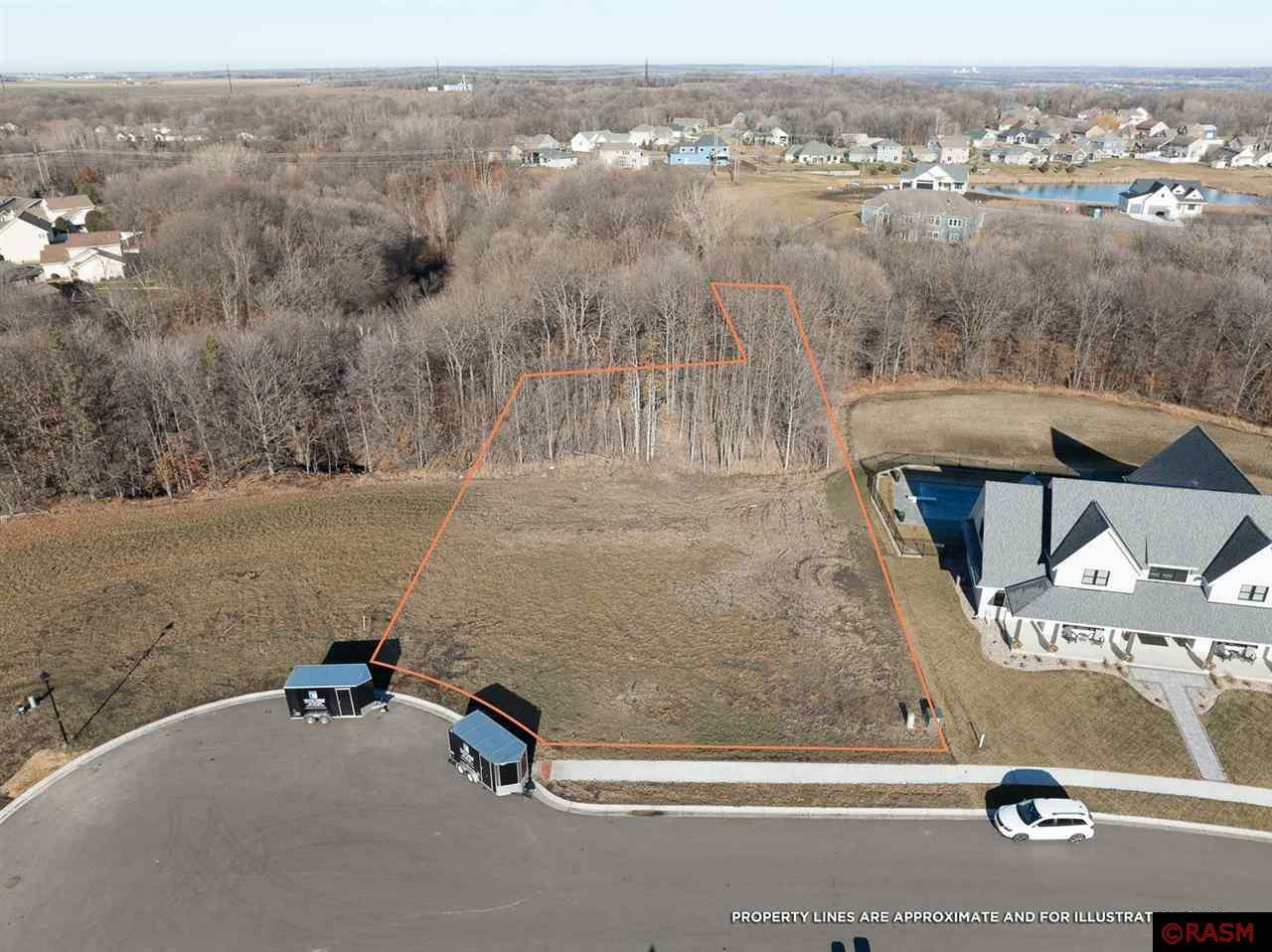 Property Photo: 30 South Pointe Court MN 56003