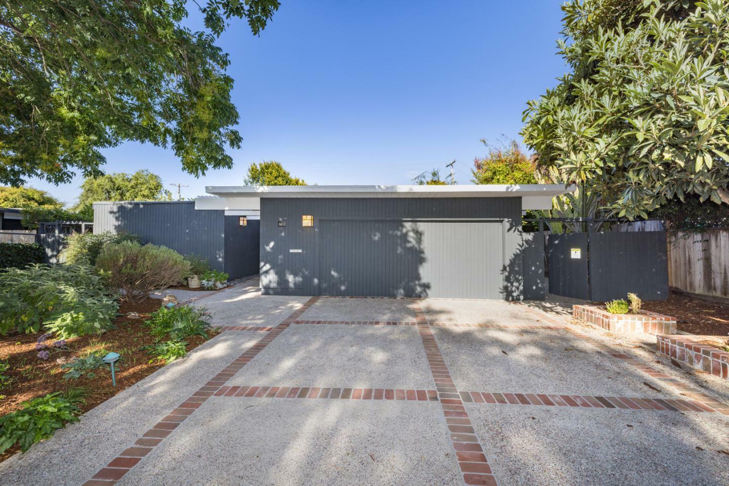 Property Photo:  3452 Thomas Drive  CA 94303 