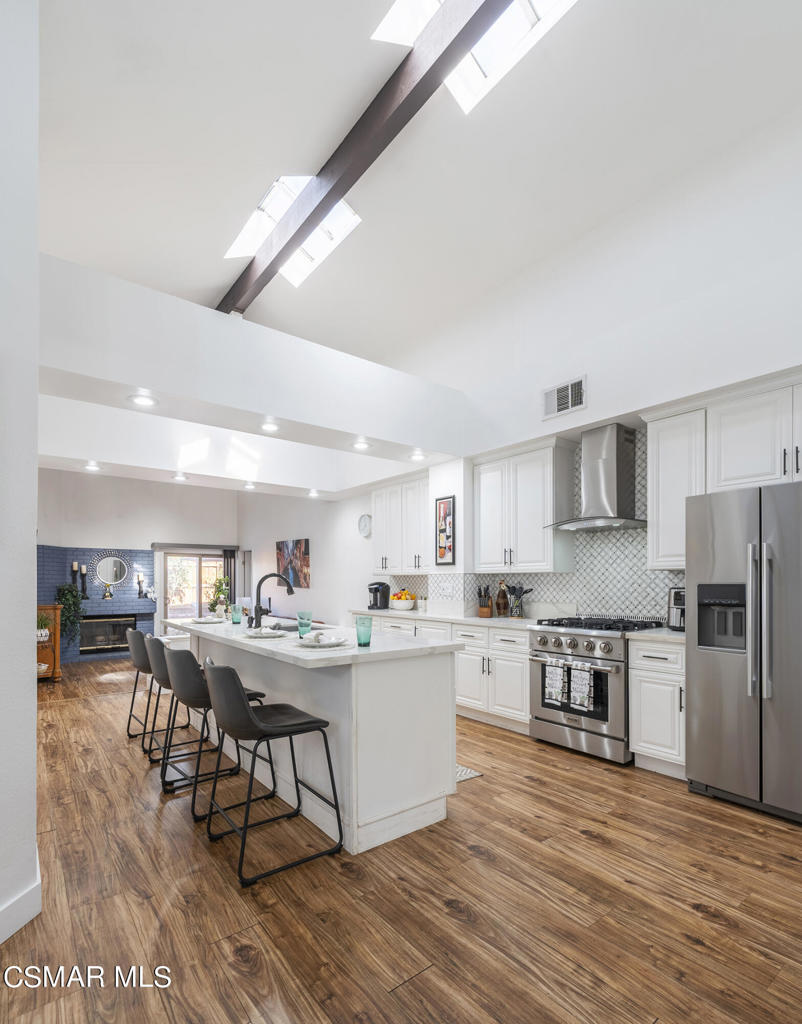 Property Photo: 2232 Oak Haven Avenue CA 93063