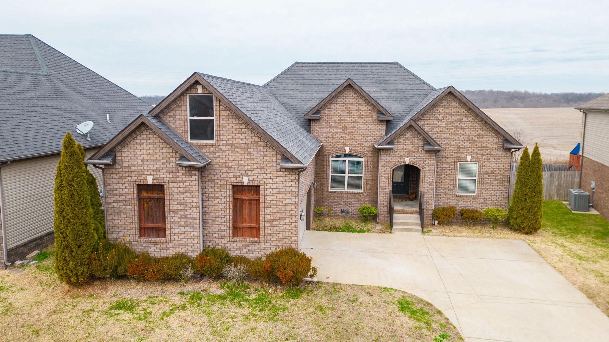 Property Photo:  1776 Apache Way  TN 37042 