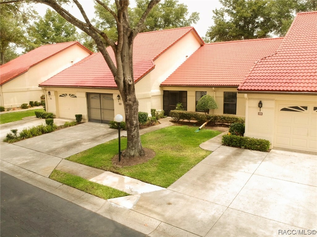 Property Photo:  2010 Forest Drive  FL 34453 