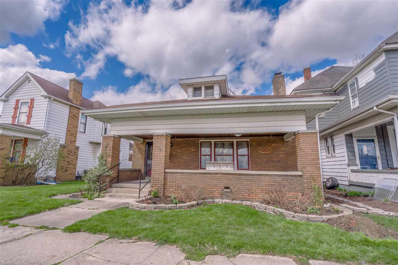 Property Photo:  1611 N Grand Avenue  IN 47331 