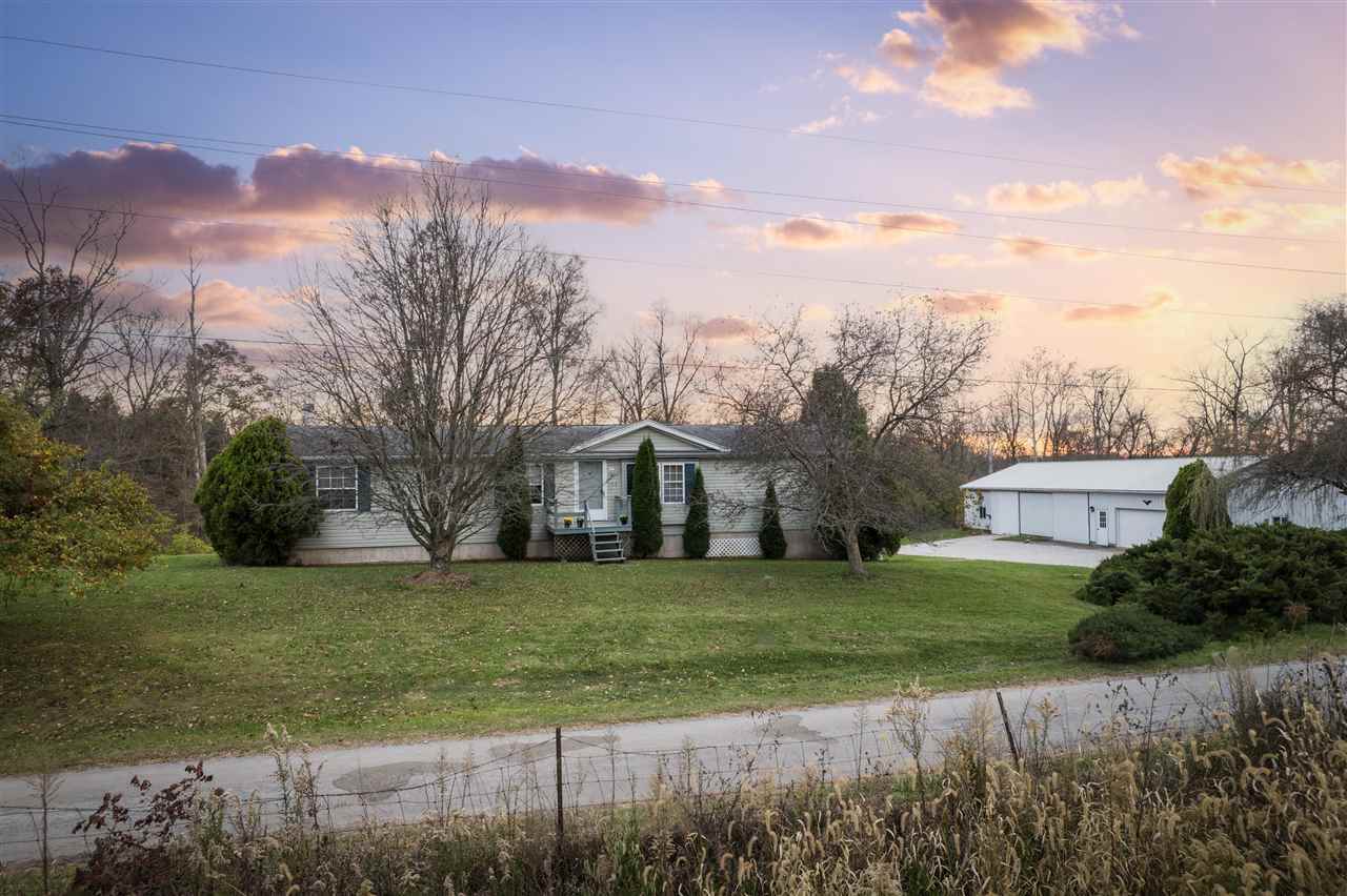 Property Photo:  133 W County Road 300 South  IN 47353 