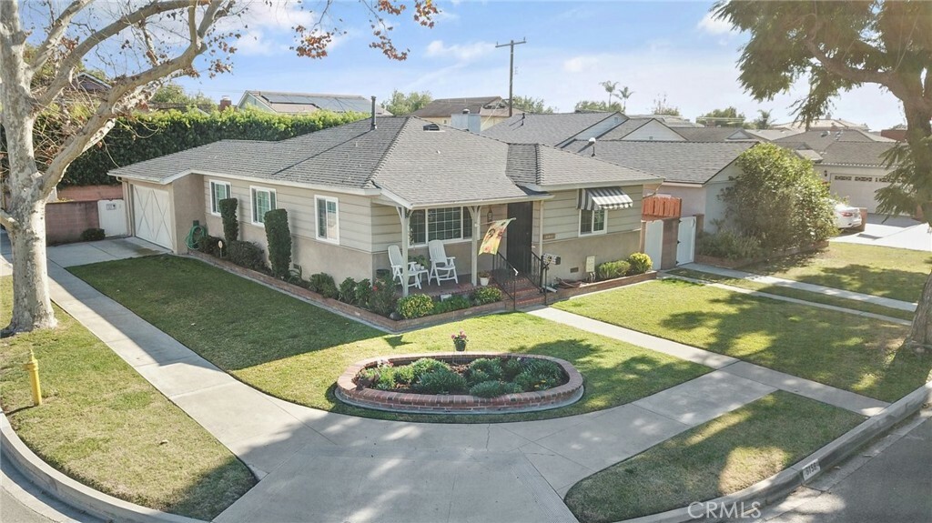 Property Photo:  6156 Fanwood Avenue  CA 90713 