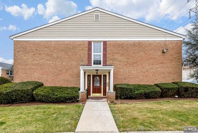 Property Photo: 605 Grove Street 6K NJ 07013