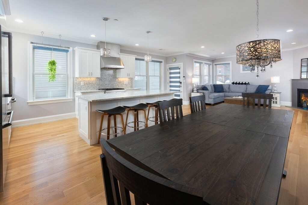Property Photo: 603 E 6th St 1 MA 02127