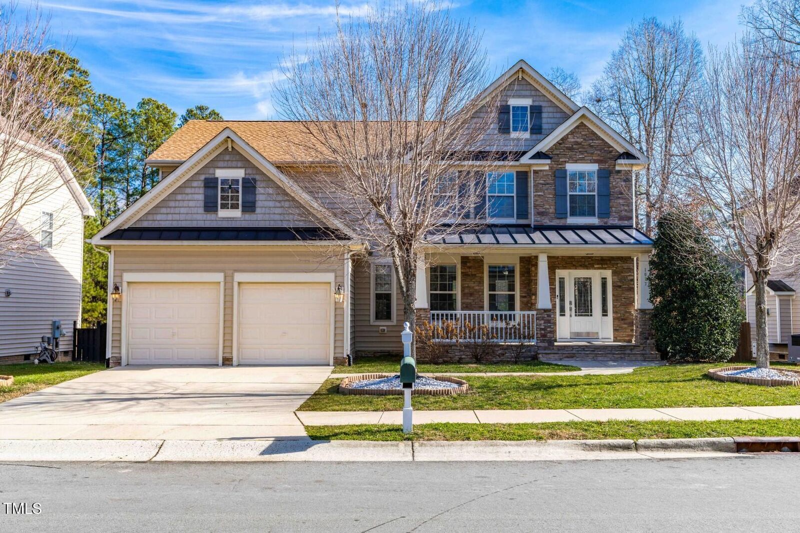 Property Photo: 1017 Lakeview Road NC 27712