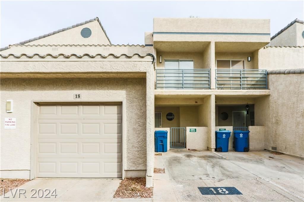 Property Photo:  6250 West Flamingo Road 18  NV 89103 