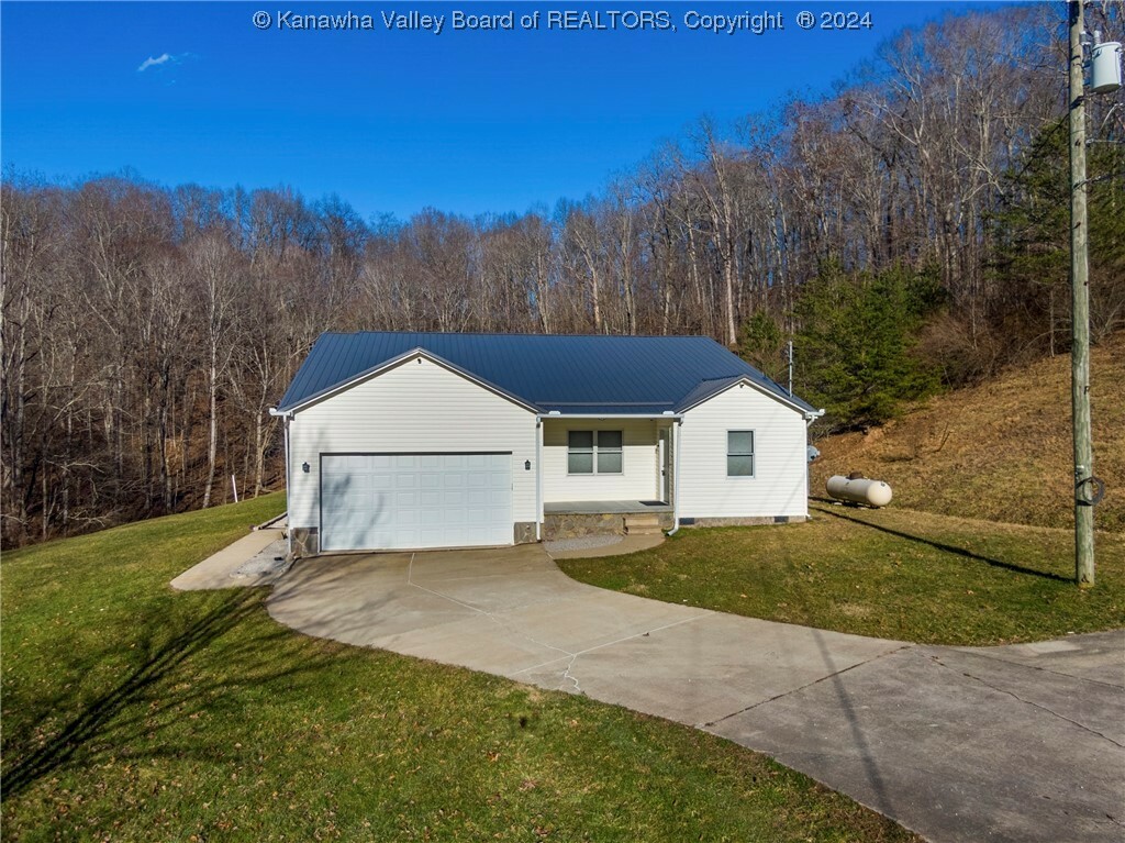 Property Photo:  95 Pearl Road  WV 25003 