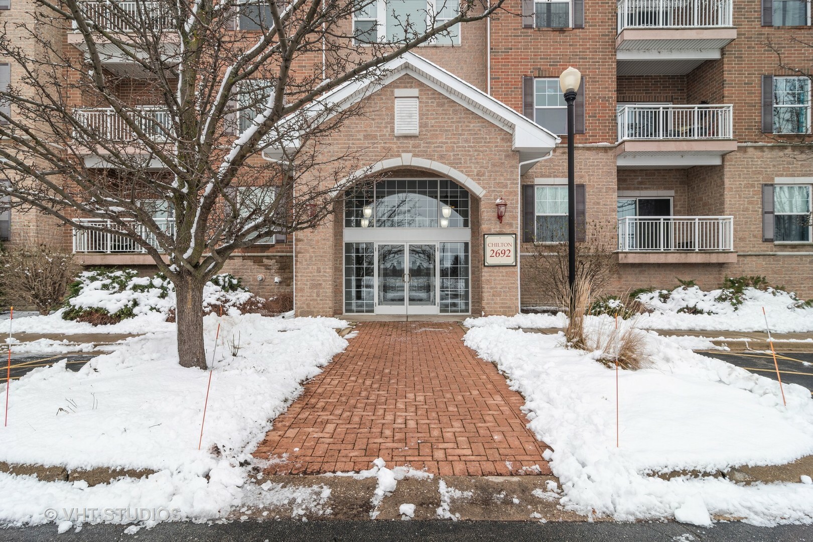 Property Photo:  2692 Stone Circle 203  IL 60134 