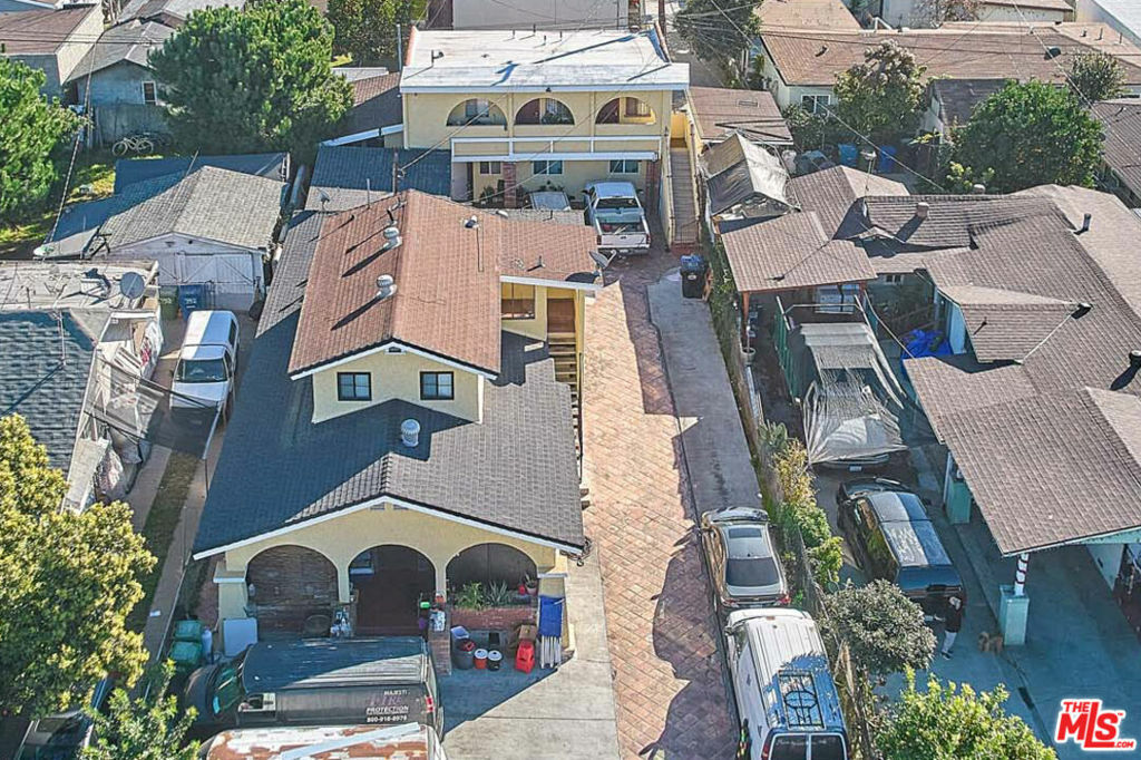 Property Photo:  736 S Duncan Avenue  CA 90022 