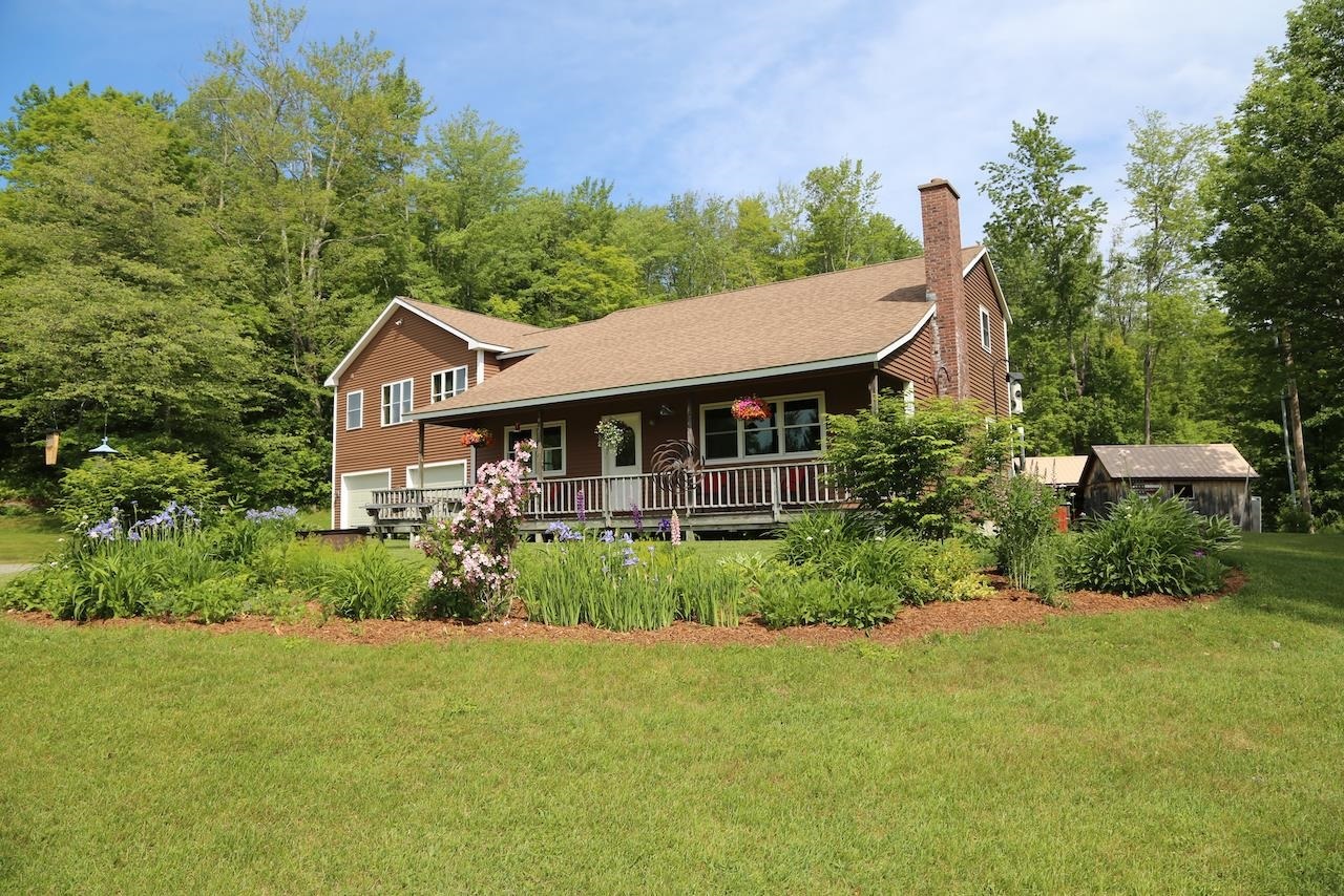 Property Photo:  485 Vt Route 15  VT 05489 