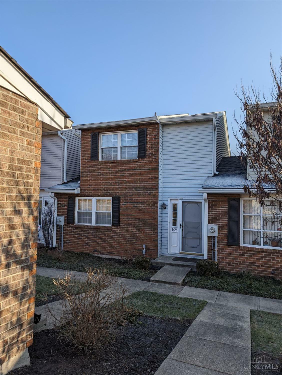 Property Photo: 409 Maple Circle Drive OH 45246