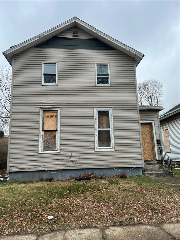 513 Wallace Street  Erie PA 16507 photo