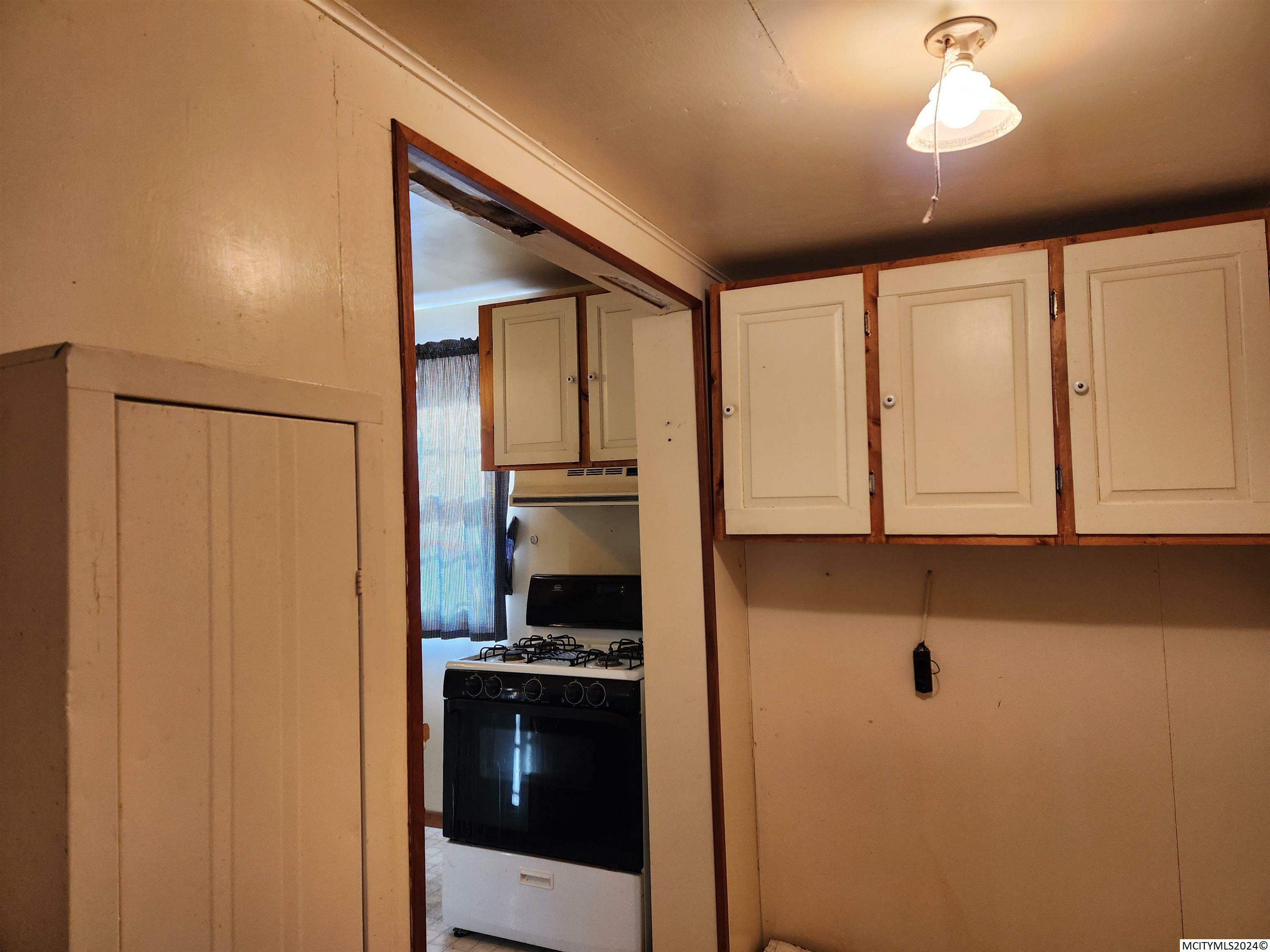 Property Photo:  4587 Wesley Dr  IA 50428 