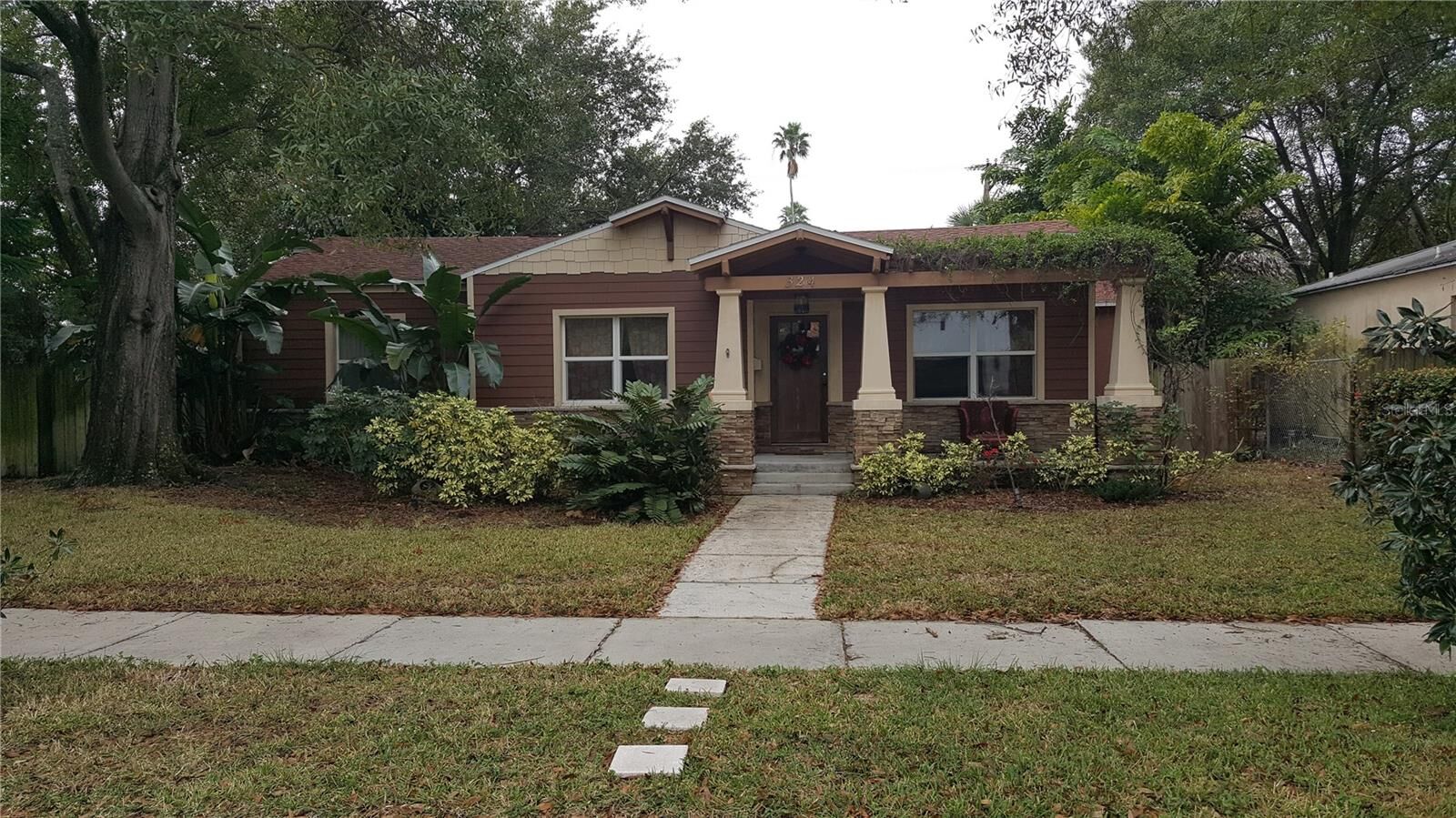 Property Photo:  324 Columbia Drive  FL 33606 