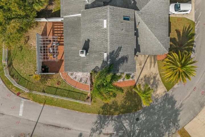 Property Photo: 1328 Landry Circle FL 32750