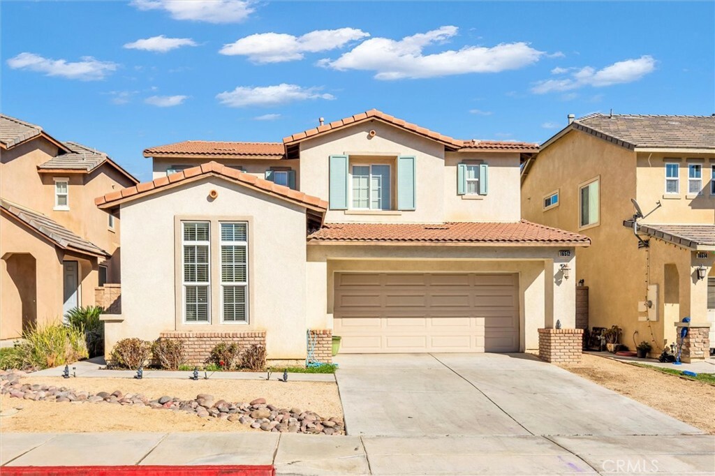 Property Photo: 16512 Badalona Street CA 92530