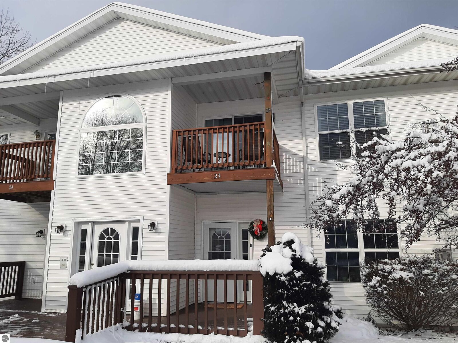 Property Photo: 1015 E Lincoln MI 48730