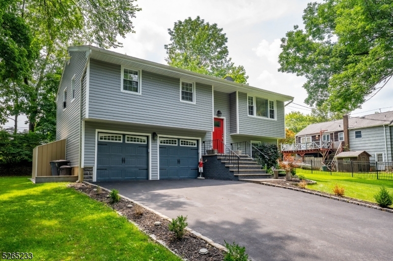 Property Photo:  275 Grant St  NJ 07922 