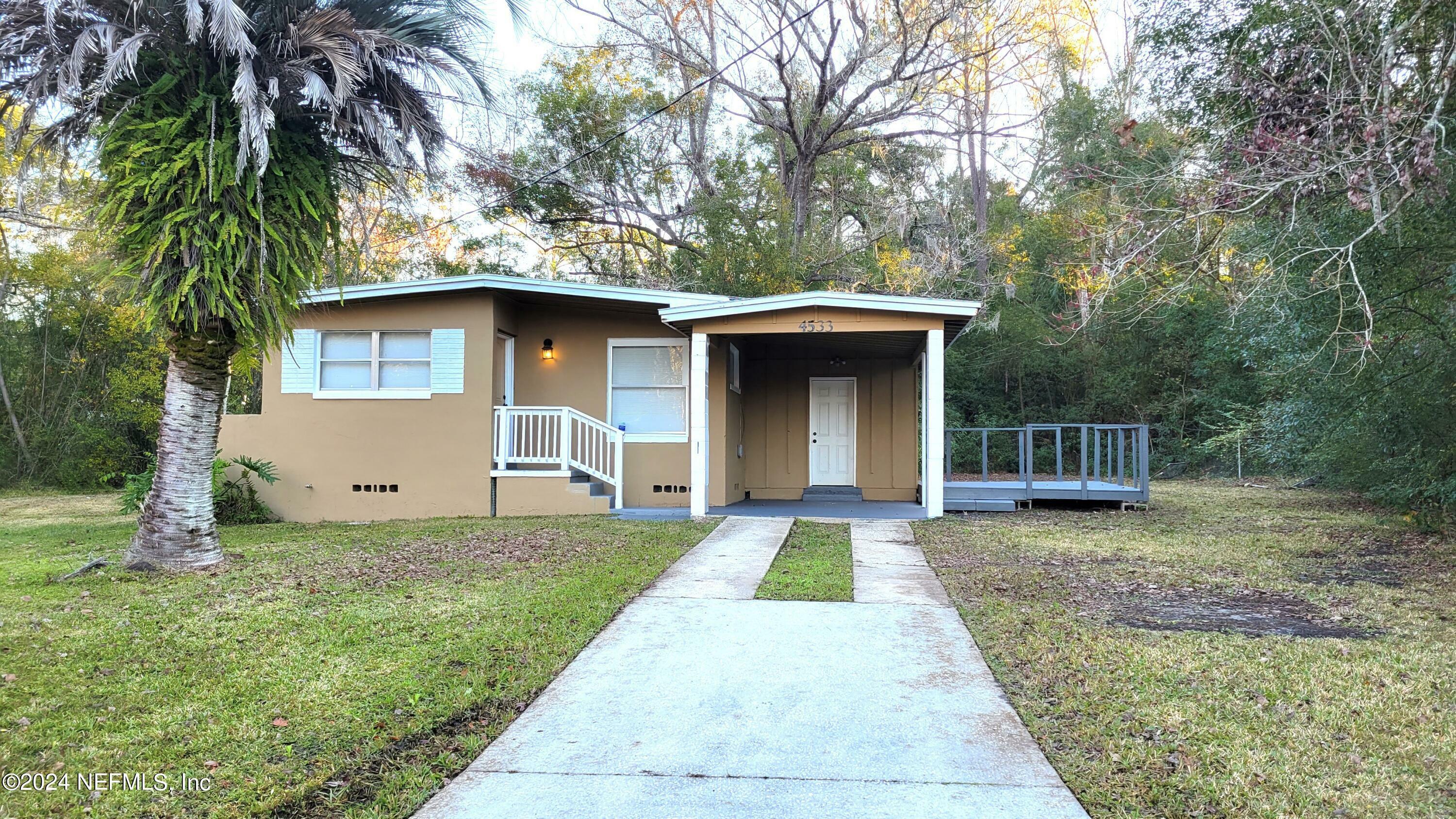 Property Photo:  4533 Detaille Drive  FL 32209 