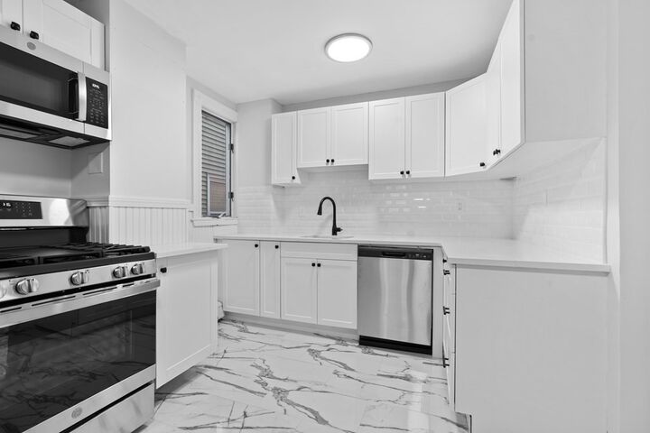 Property Photo:  35 Newport Street 2  MA 02125 