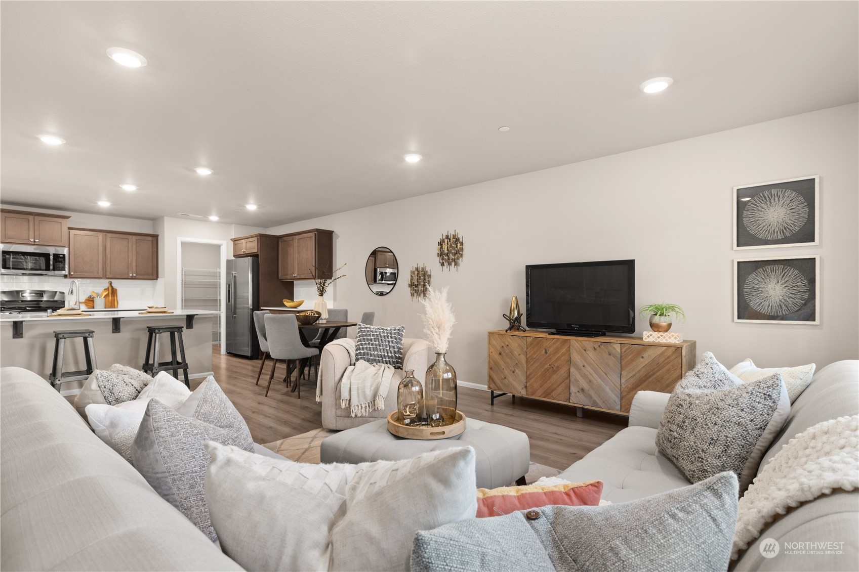 Property Photo: 1116 Swan Loop WA 98327