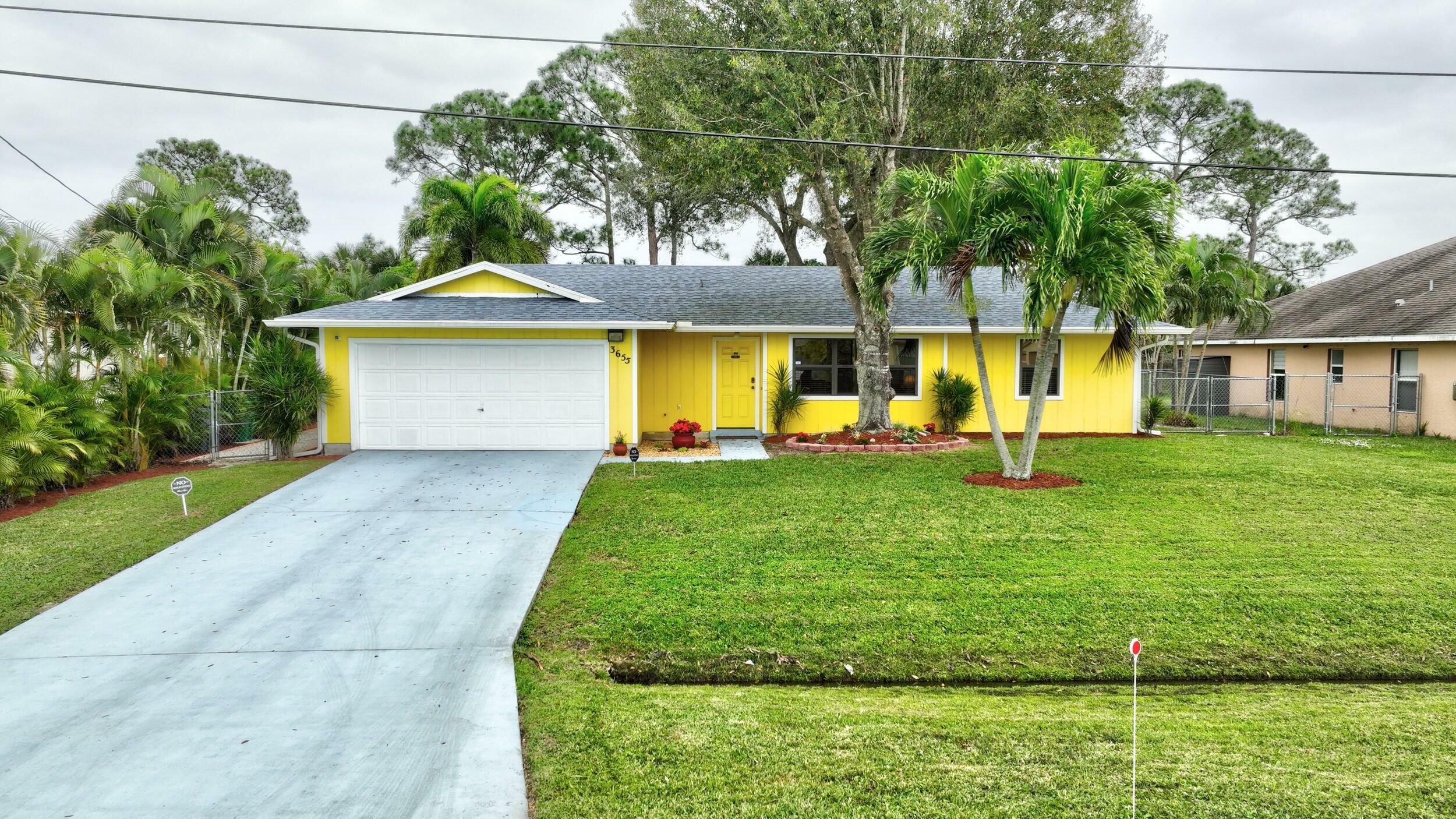 Property Photo:  3655 SW Bonwold Street  FL 34953 