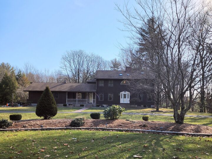350 George Washington Road  Enfield CT 06082 photo