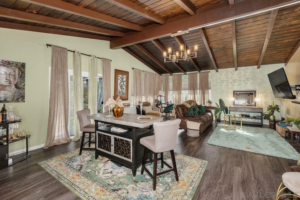 Property Photo:  2521 Roseview Pl  CA 92105 