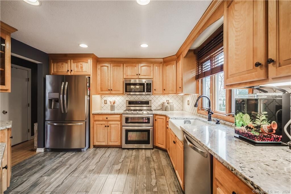 Property Photo:  175 October Lane  CT 06479 