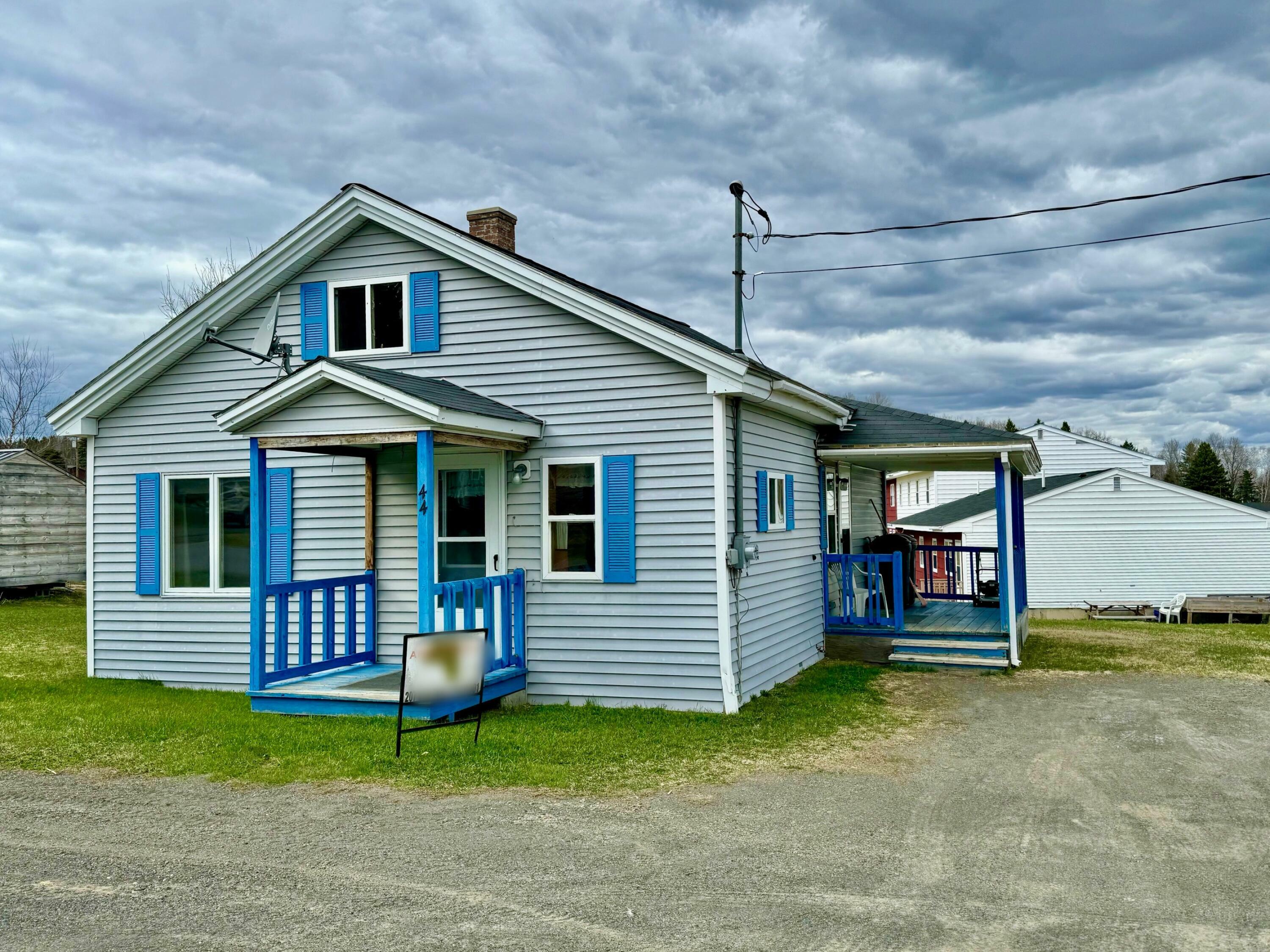 Property Photo:  44 Albert Street  ME 04739 