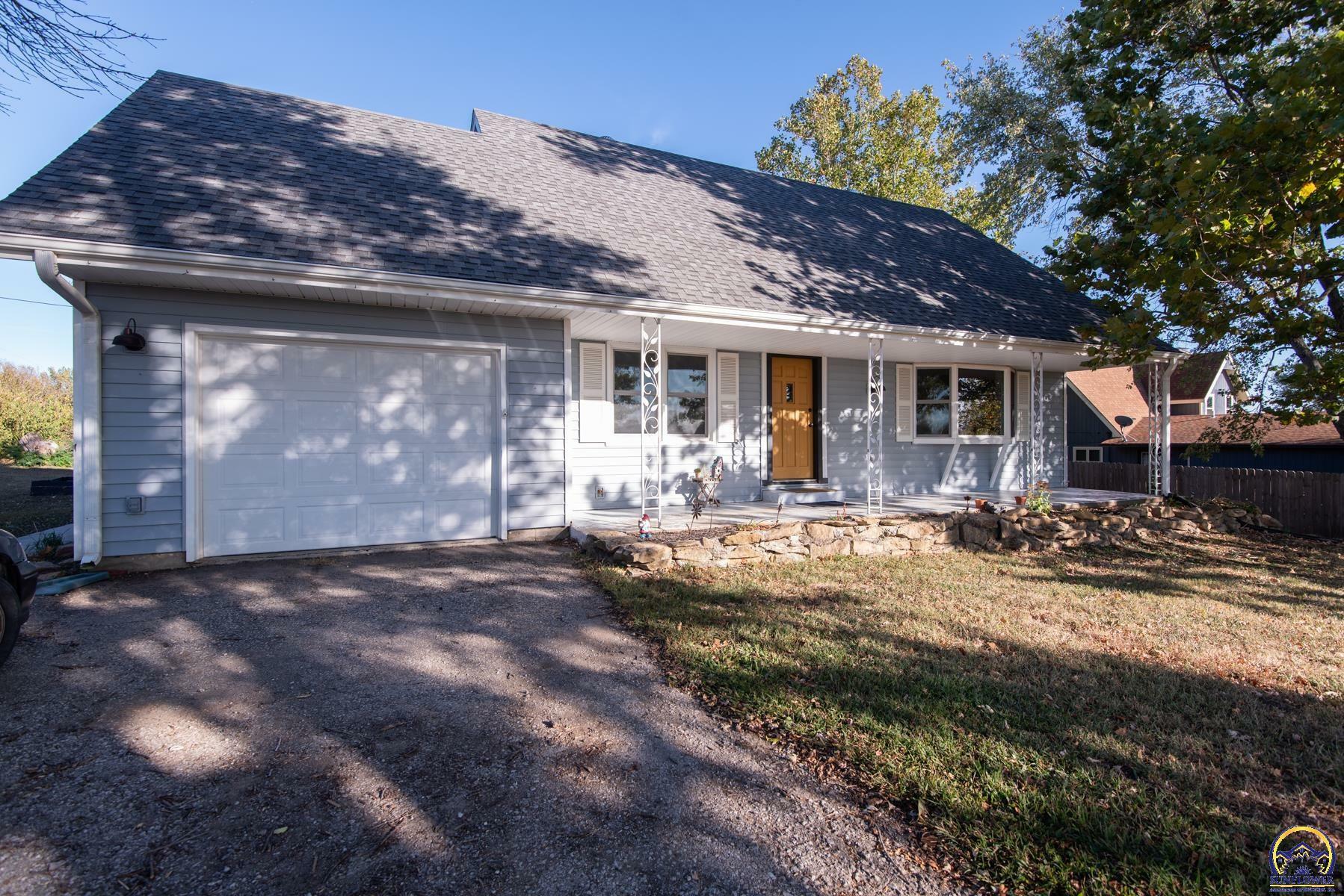 Property Photo:  9684 Cheyenne Rd  KS 66512 