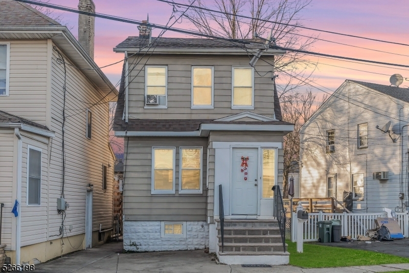 Property Photo:  115 Chestnut Ave  NJ 07111 