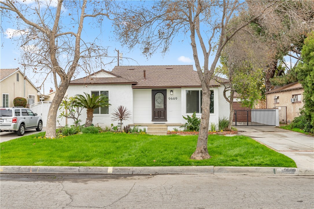 Property Photo: 9669 Bert Street CA 90660