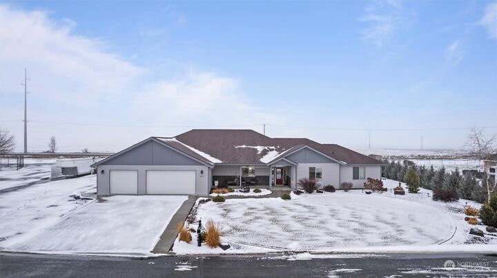 Property Photo: 5079 Road K.9 NE WA 98837