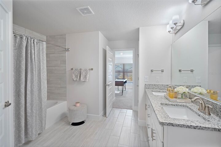 Property Photo:  5074 Tennessee Lake Drive Drive  FL 33823 