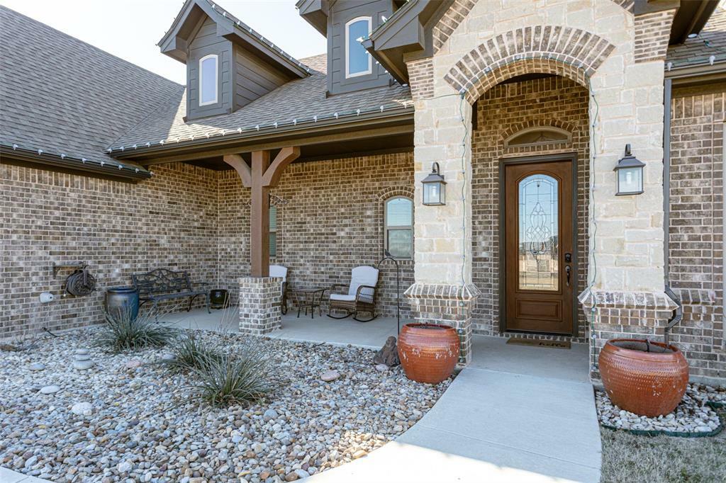 Property Photo:  499 Christian Way  TX 76020 