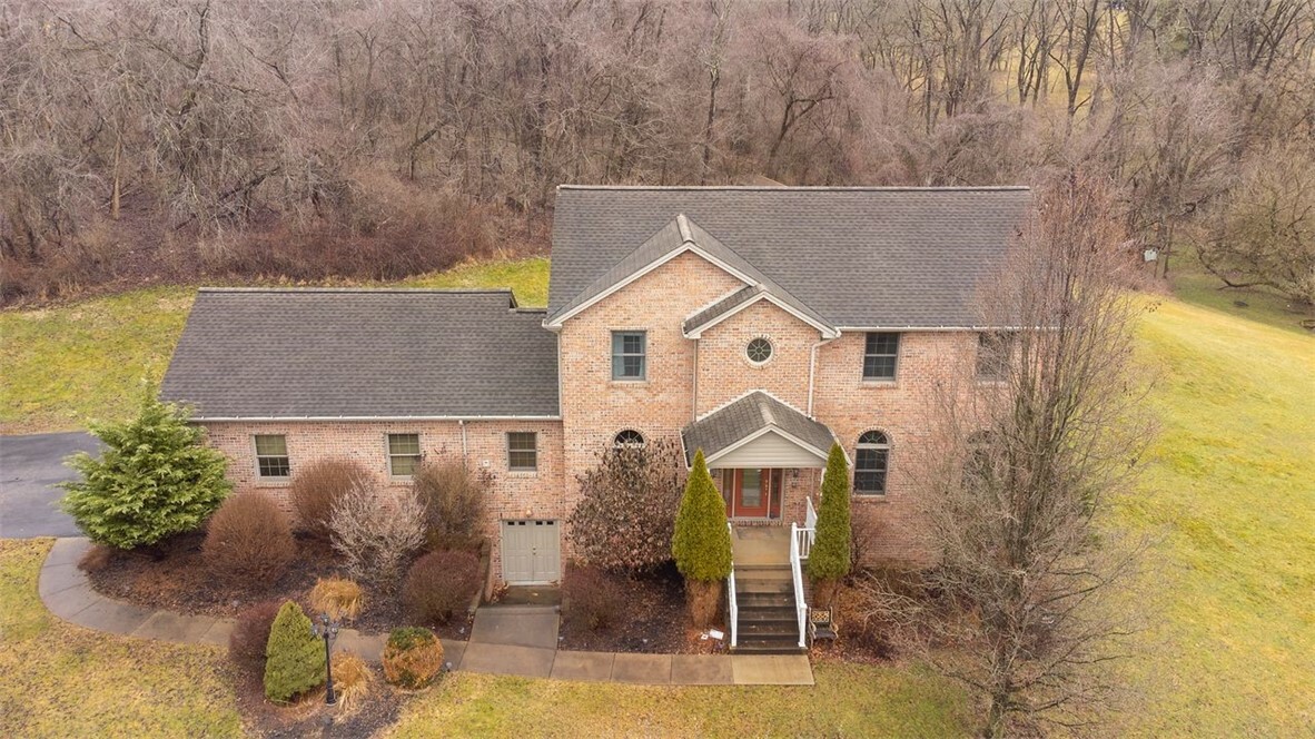 Property Photo: 6 Chubbic Rd PA 15317