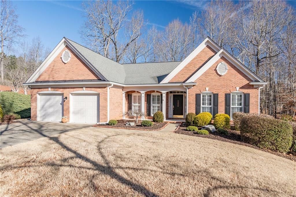 Property Photo: 1220 Ellingham Court GA 30041